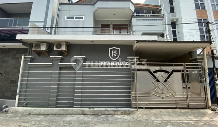 Dijual Rumah Taman Ratu , Dekat Kepa Duri , Green Ville , Jakarta Barat