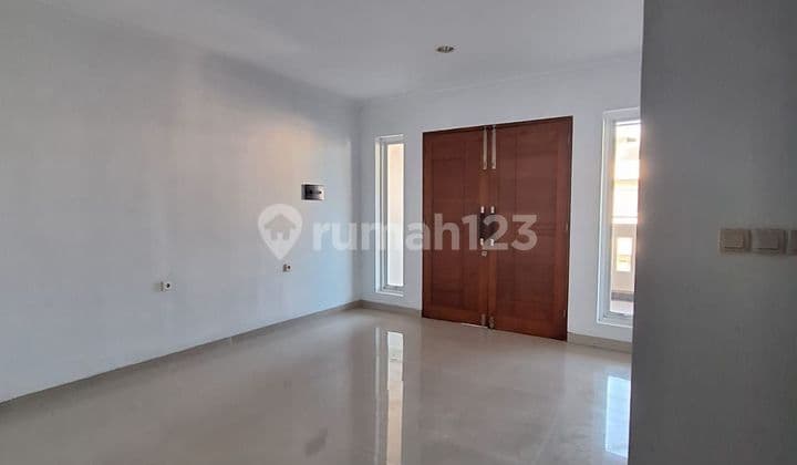 For Sale Green Mansion House Near Daan Mogot, Panjang Road, West Jakarta