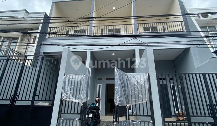 For Sale New Building House Duri Kepa, Near Taman Ratu, Tanjung Duren West Jakarta
