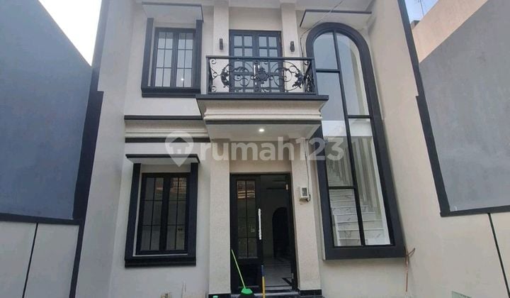 Dijual Cepat Rumah Baru Bagus Taman Ratu , Dekat Green Ville , Tanjung Duren , Jakarta Barat