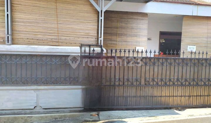 For Sale: House in Pesanggrahan Area, South Jakarta