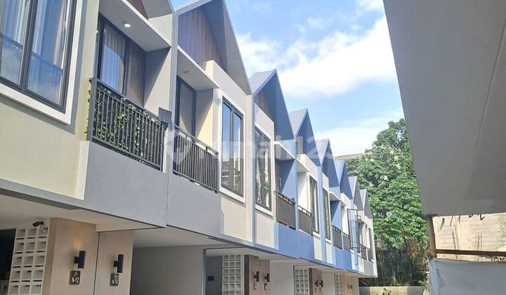 Rumah Siap Huni, Dekat MRT. Fatmawati, Cilandak Jakarta Selatan