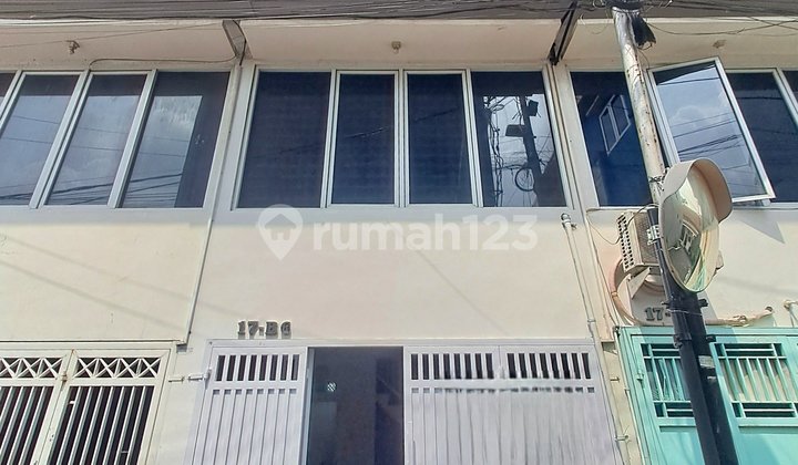 Available for Rent: Strategically Located House, Cempaka Putih, Central Jakarta