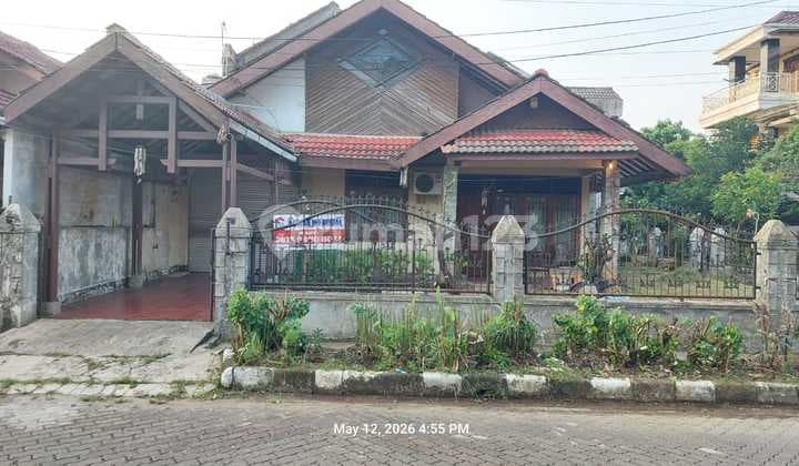 For Sale Old Building House, Permata Pamulang, South Tangerang
