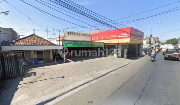 Dijual Raya Tropodo tempat usaha strategis jalan raya