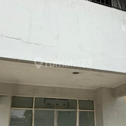 2 Lantai Ruko Moi Di Kelapa Gading - Jakarta Utara