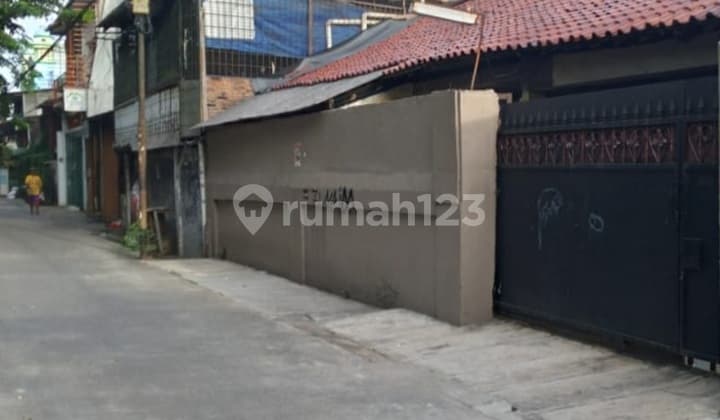 Min 3 Tahun Rumah di Pademangan Barat