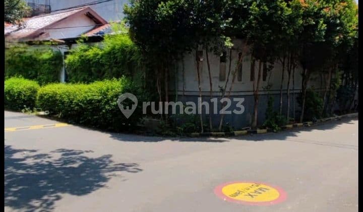 Rumah Lama Di Komplek Sunter - Jakarta Utara
