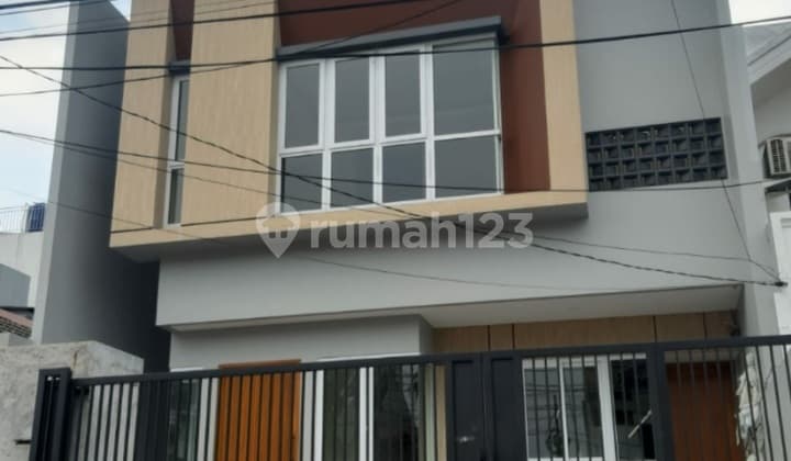 Nice House in Summagung - East Kelapa Gading