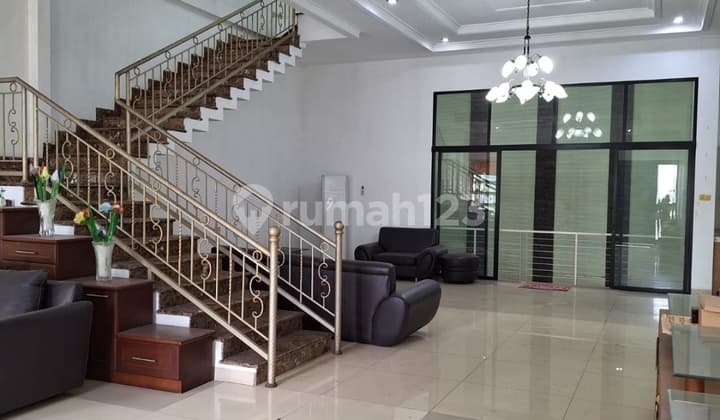 Disewakan Rumah Hunian di Sunter Danau Asri - Jakarta Utara