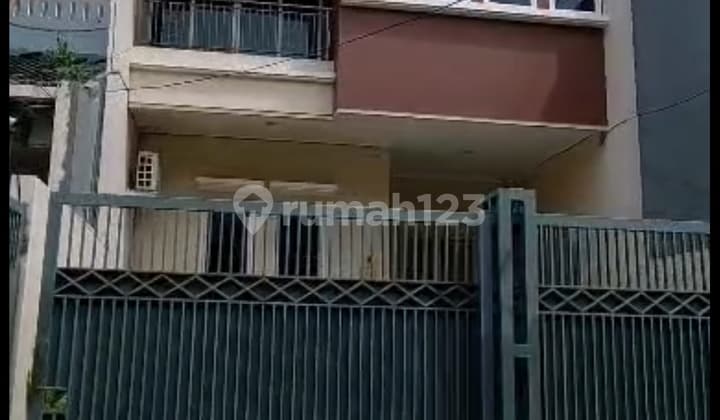 Bangunan Baru di Sunter Agung - Jakarta Utara