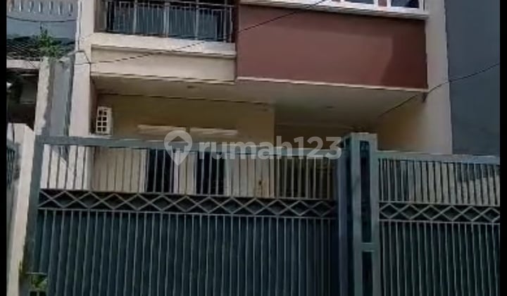 Bangunan Baru di Sunter Agung - Jakarta Utara