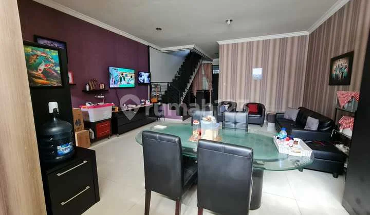 Rumah 2 Lantai Bagus Furnished SHM di Sumber Sari, Bandung