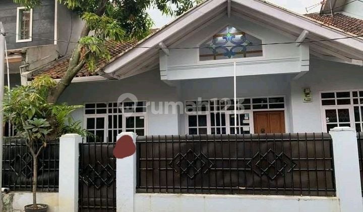 Jual Bu Rumah Murah 2 Lantai di Margahayu Dekat Mim