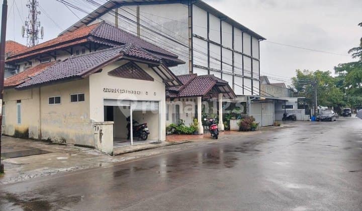Rumah Strategis di Turangga Harga Murah, Cocok untuk Hunian dan Usaha
