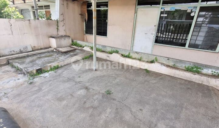 Jual Cepat Rumah Hitung Tanah di Golf Dekat Griya Arcamanik