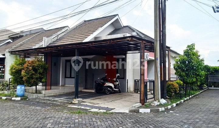 Rumah Murah Siap Huni di Komplek Jingga Residence Ciwastra