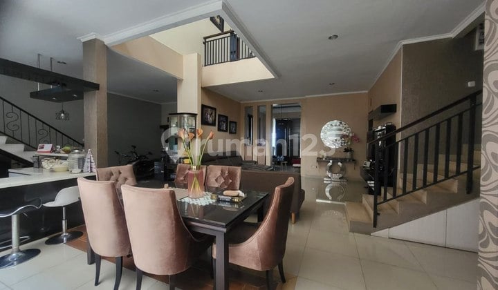 Rumah Mewah di Komplek Mitra Dago Antapani Onegate System