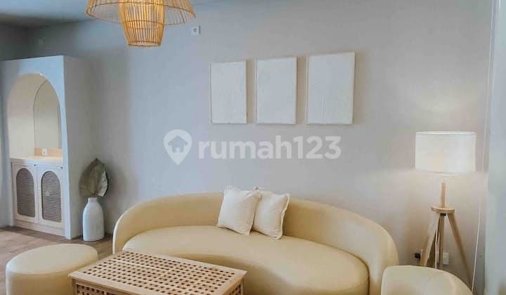 Rumah Mewah Siap Huni di Komplek Elit Kbp