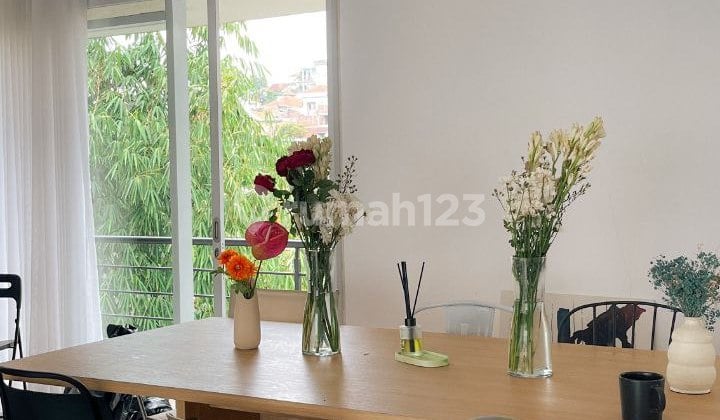 Rumah Asri dan Sejuk di Komplek Awiligar Harga Murah di Bawah Pasar