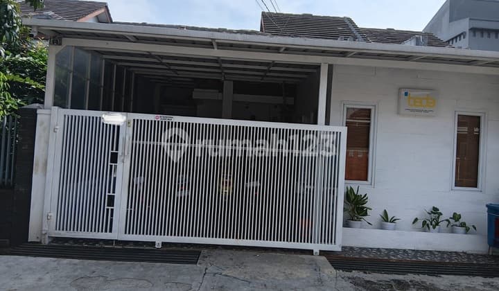 Dijual Cepat Rumah Full Furnished, Murah Nego Keras, Bebas Banjir di Ciwastra Samping Margahayu Raya