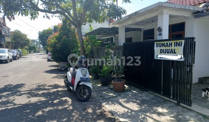 Dijual Cepat, Nego Keras, Jalan Terlebar 3 Mobil Di Riung Bandung