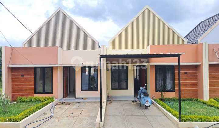 Jual Rumah Baru, Siap Huni, Murah Harga All In Biaya Pajak Notaris Dll di Belakang Setiabudi Regency, Cigugur Girang, Parongpong, Bandung Barat