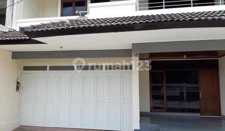 Dijual Rumah Lux, Ada Kolam Renang, Jarang Ada, Murah Dibawah Njop Di Cipaku Setiabudi
