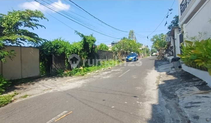 For Lease / Dikontrakan / For Sale
Location: Jalan Kusuma Bangsa, Pemecutan Kaja, North Denpasar / Near Ami School