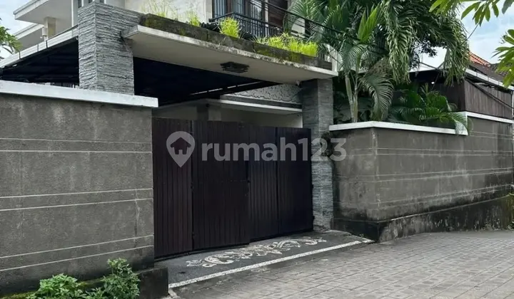 Grand Luxury House For Sale, Batu Bulan, Gianyar, Bali