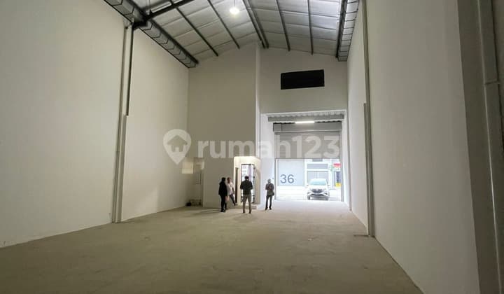 Disewakan Cepat Gudang Baru di Duta Indah Starhub
