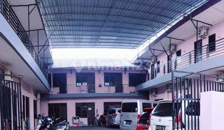 USAHA KOS AKTIF TENGAH KOTA, DENGAN 30 KT YANG MEMILIKI KM DALAM, BAGUS UNTUK INVESTASI ( PASSIVE INCOME )