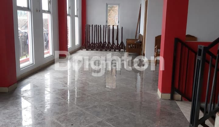 RUMAH BATIK KAUMAN RAJIMAN 4 LANTAI