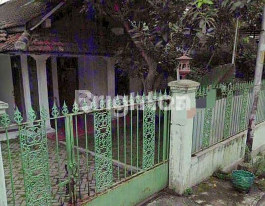 TANAH BONUS RUMAH, STRATEGIS DI MANAHAN SOLO, LEBAR DEPAN 14 METER, SIMPANGAN 2 MOBIL LANCAR