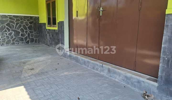 Ruko 2 Lantai Tepi Jalan Raya Tengah Kota Solo