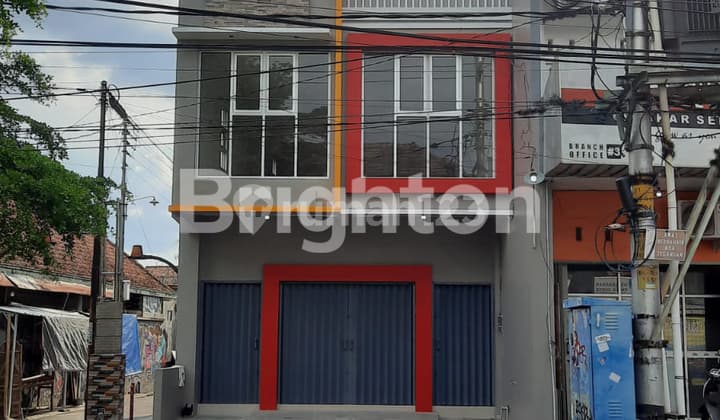 RUKO TEMPAT USAHA, BANGUNAN BARU DI TENGAH KOTA SOLO LEBAR DEPAN 6 METER