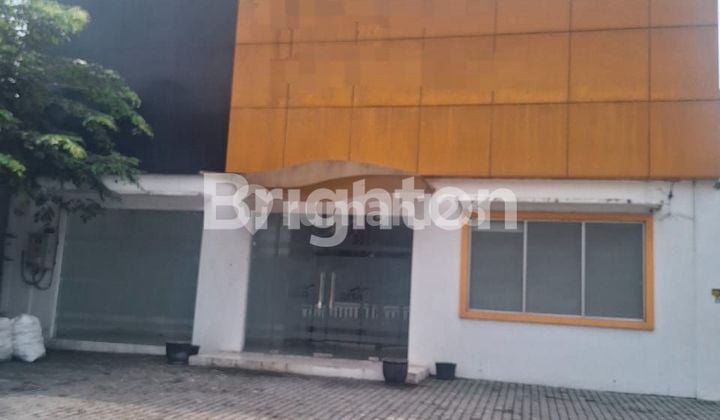 RUKO (BANGUNAN RUANG USAHA) PINGGIR JALAN RAYA UTAMA RAMAI BISA DIAKSES TRUCK CONTAINER, TRUCK TRAILER, TRUCK WINGBOX