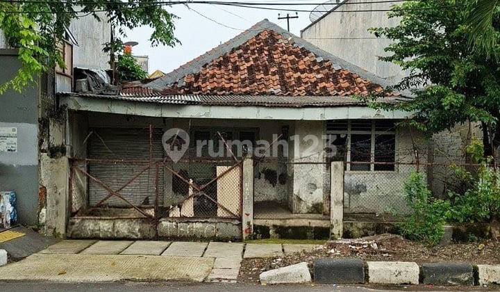 Dijual Rumah Hitung Tanah di Senen Jakarta Pusat