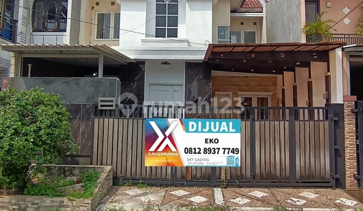 Dijual Rumah Modern Klasik di Taman Harapan Baru - Kota Harapan Indah - Bekasi Barat