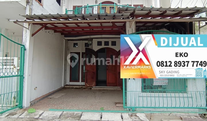 Dijual Rumah 2,5 Lantai di Taman Harapan Baru - Harapan Indah