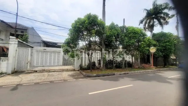 Dijual Rumah di Pulo Gadung, Lingkungan Nyaman - Lokasi Strategis