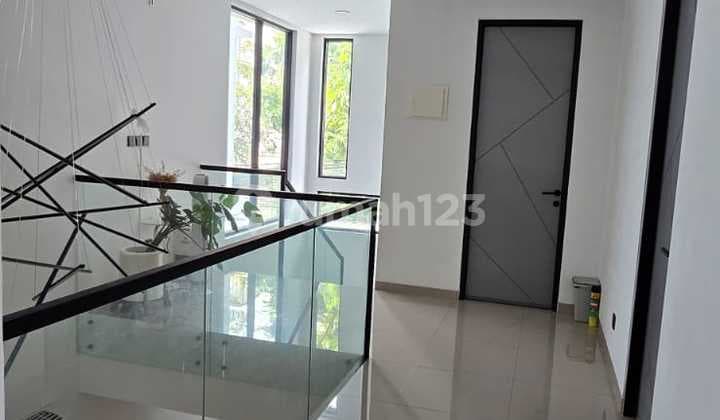 Dijual Rumah di Jalan Banyo, Kelapa Gading