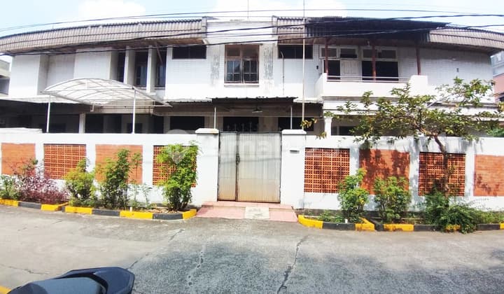 Dijual Rumah Hook di Sunter Lokasi Strategis - Harga Nego