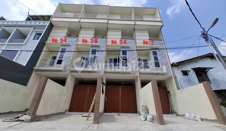 Ruko Baru 4 Lantai di Jelambar, Jakarta Barat