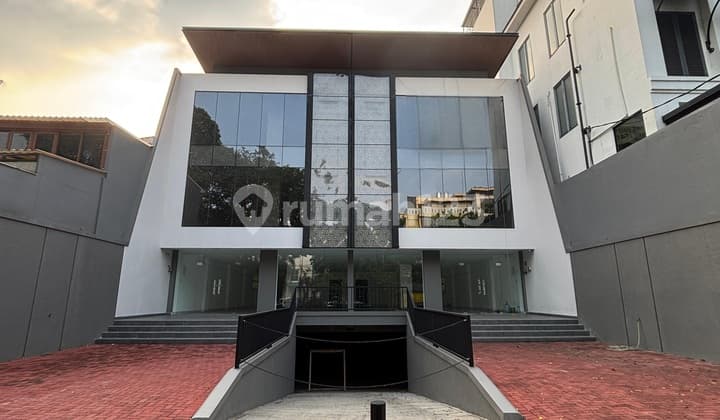 Disewakan Gedung Brand New Radin Premier, Duren Sawit