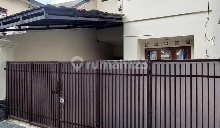 Dijual Rumah di Asem Baris, Tebet, Jakarta Selatan-Harga Nego!