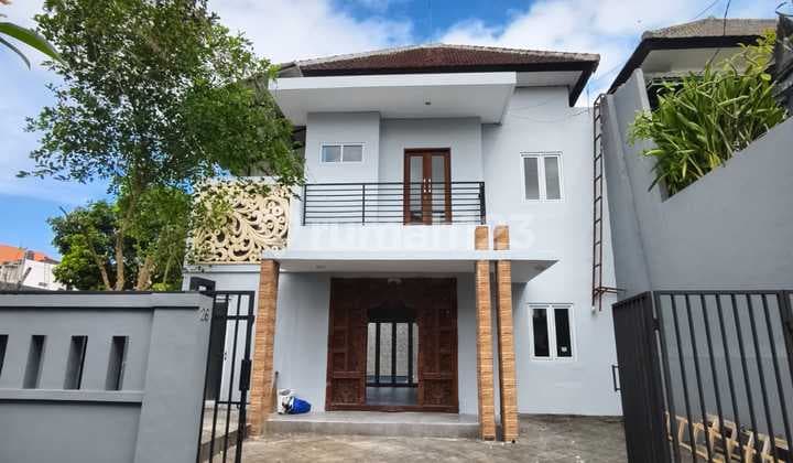 Tukad Irawadi Villa Style House Panjer Denpasar