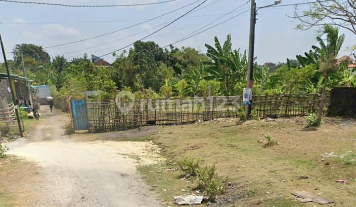 Dikontrakan Sebidang Tanah Kosong Lokasi Padang Sambian Kaja Dekat Pasar Batu Kandik Jalan Kebo Iwa Utara