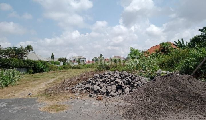 Dijual tanah premium di Jalan bidadari seminyak