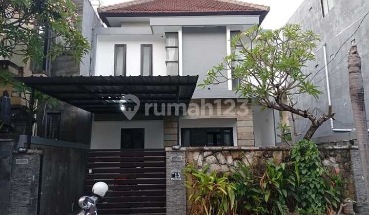 Disewakan Rumah Lantai 2 Lokasi Tukad Barito Denpasar Selatan